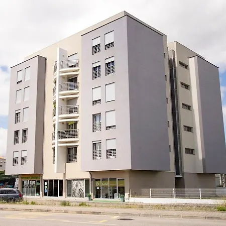 Turmhaus Mit Freier Garage By Interhome