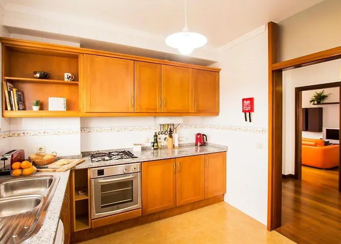 Apartamento Turmhaus Mit Freier Garage By Interhome Aveiro